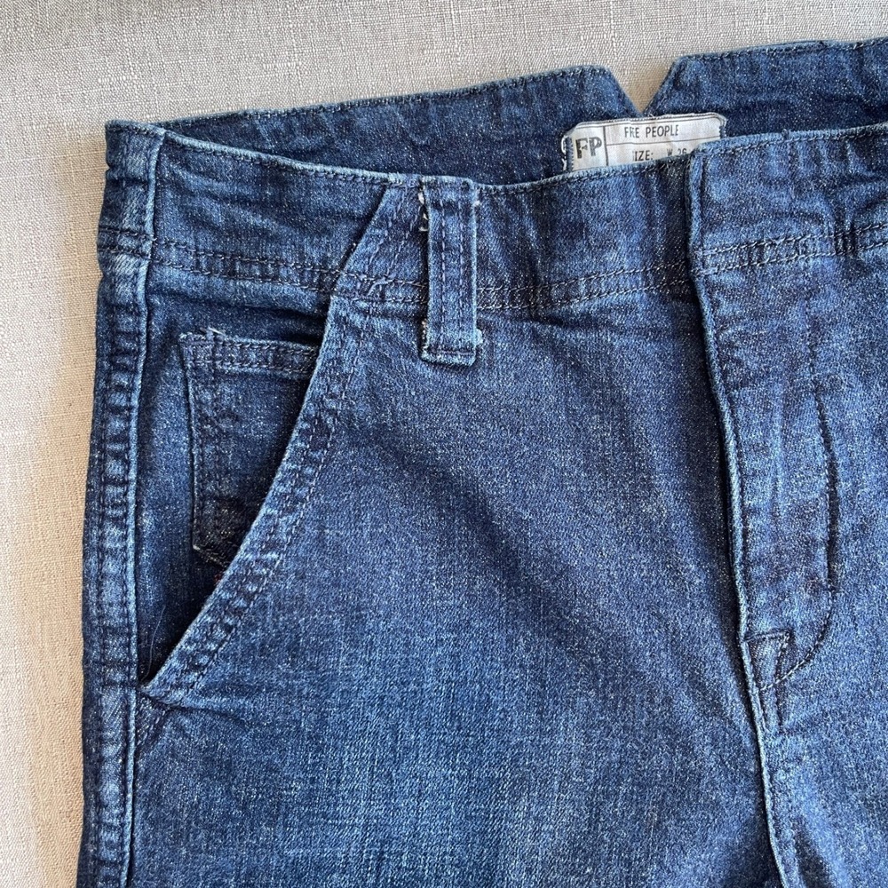 Free People High Waist Wide Leg‎ Notched Crop Jeans Womens 26 Dark Blue Denim